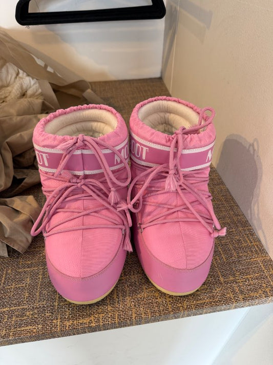 ónotaðir Moon Boots bleikir