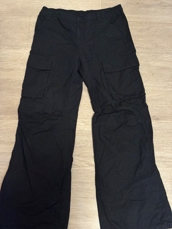 Svartar Cargo buxur