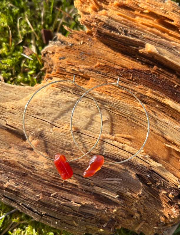 Eyrnalokkar m/ Red Agat