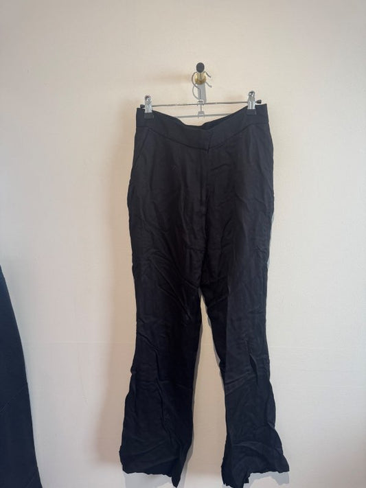 H&M buxur svartar