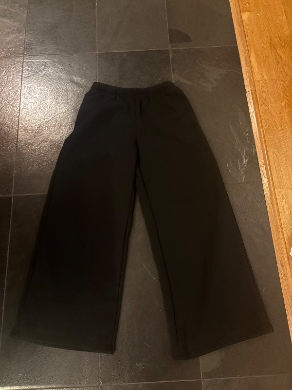 Svartar sweatpants