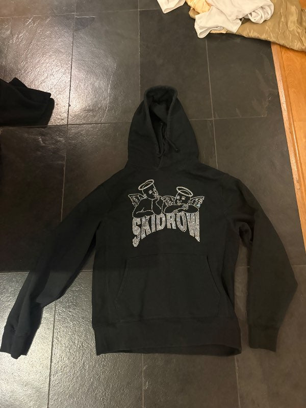 Skidrow hettupeysa