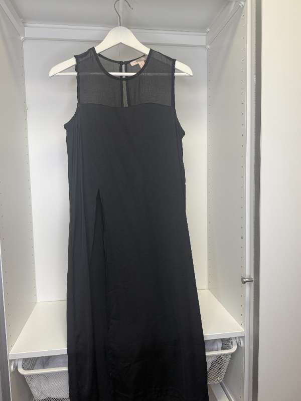 Kjóll svartur Cherry Koko