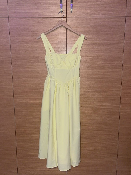 Yellow dress