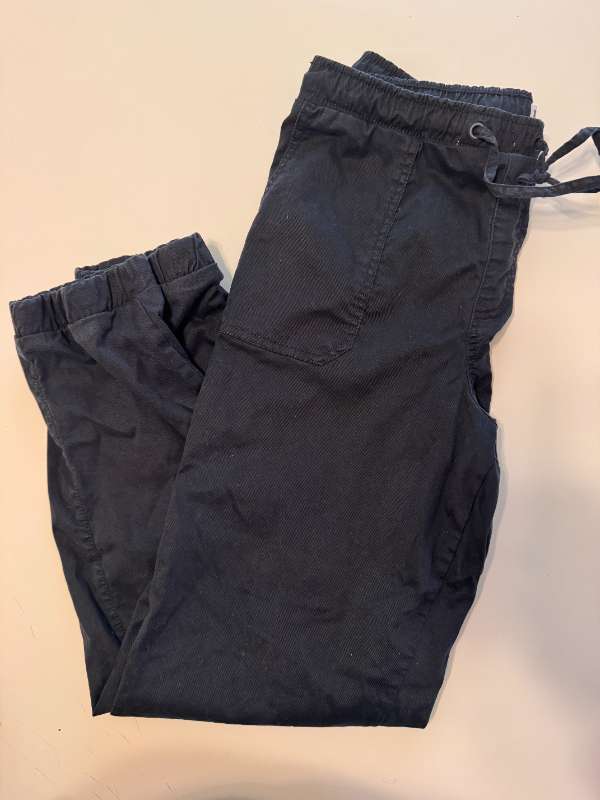 Cargo buxur svartar