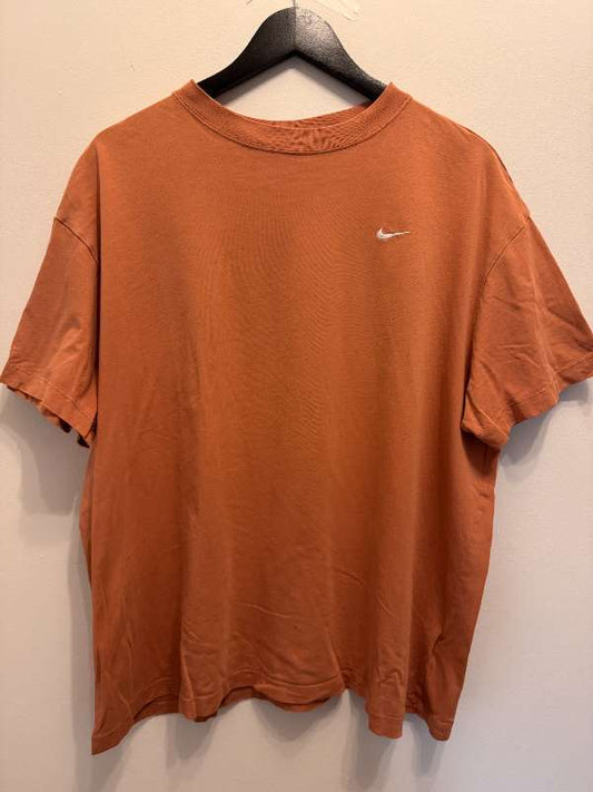 Nike bolur