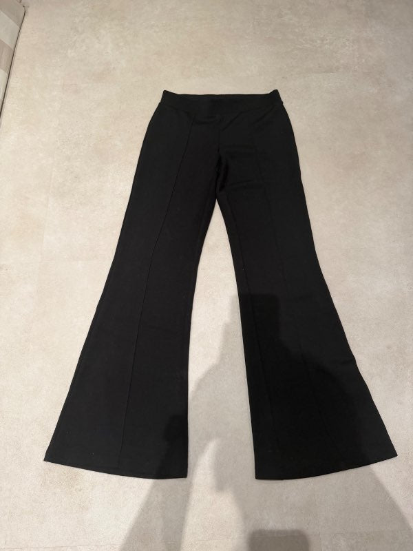 Svartar bershka buxur