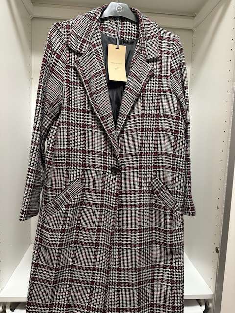 Kápa köflótt ónotuð