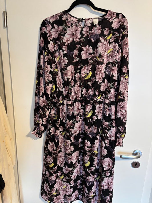 H&M kjóll blóma/svartur
