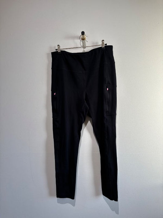 Thick track pants - black
