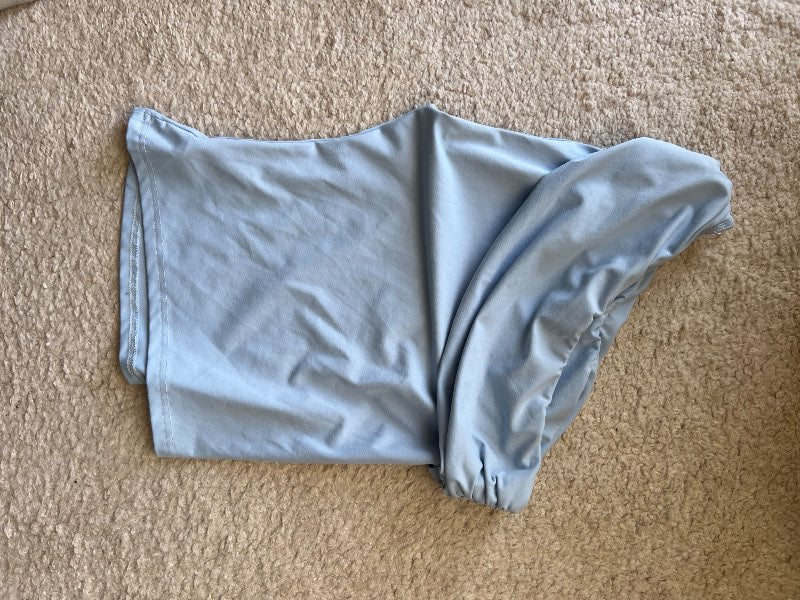 Off shoulder blár