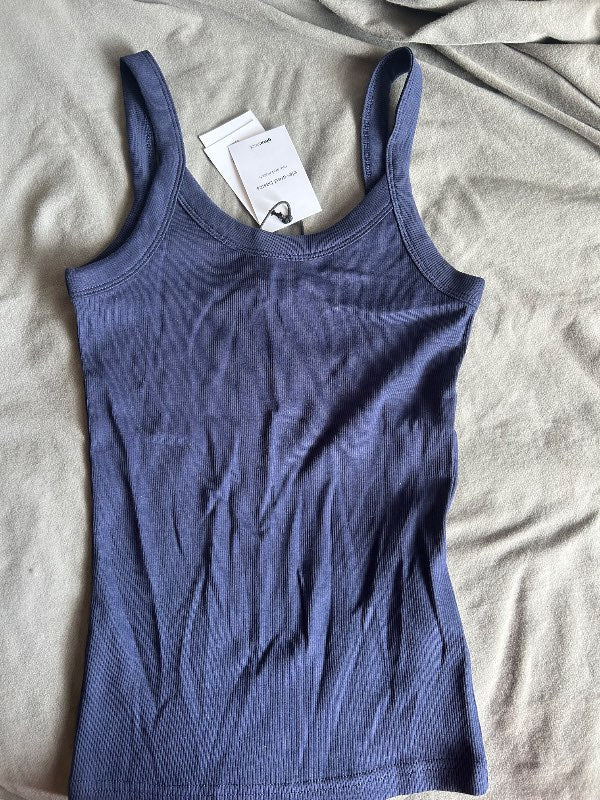 Blár gina tricot hlýrabolur