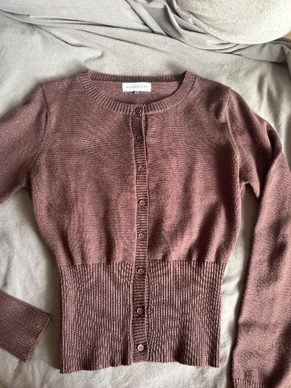 Venderbys peysa