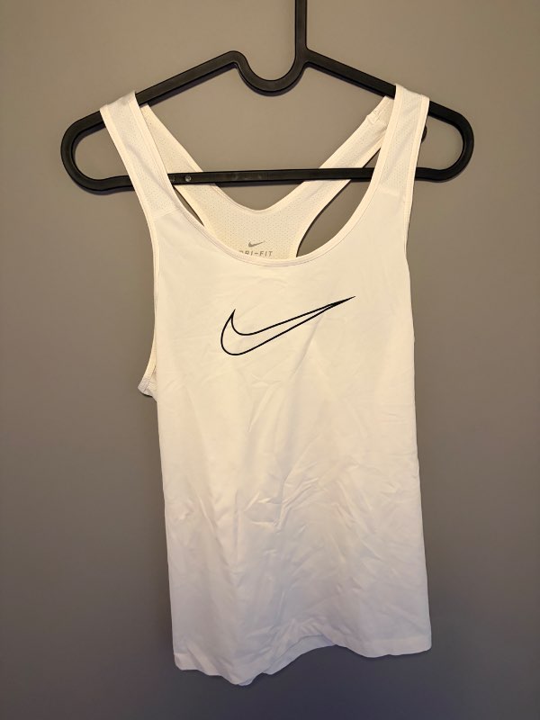 Nike hlýrabolur hvitur
