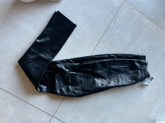 Boohoo pleður buxur