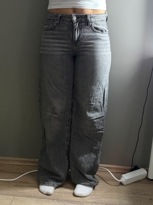 Gráar gallabuxur Gina Tricot