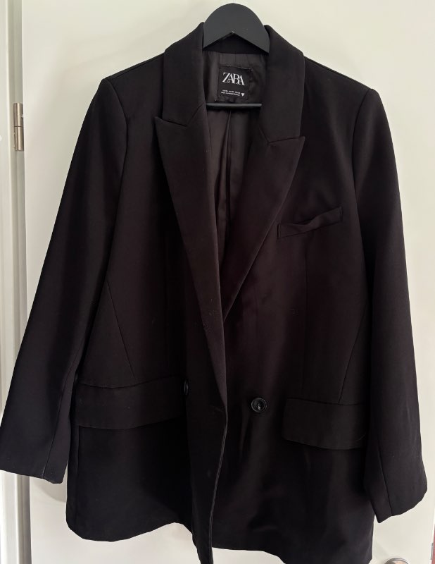 Zara svartur blazer