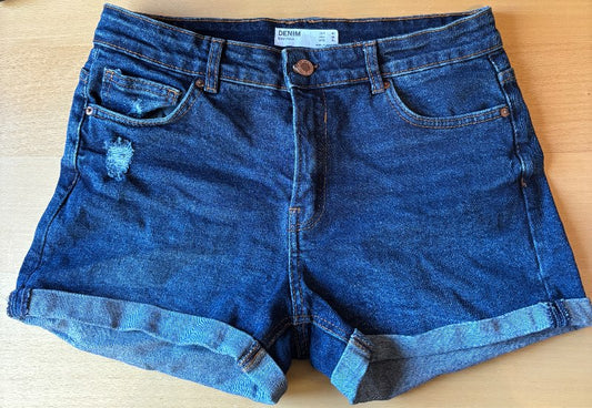 Bershka gallastuttbuxur