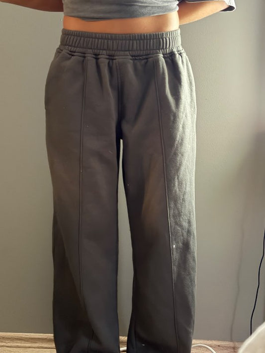 Gráar sweatpants