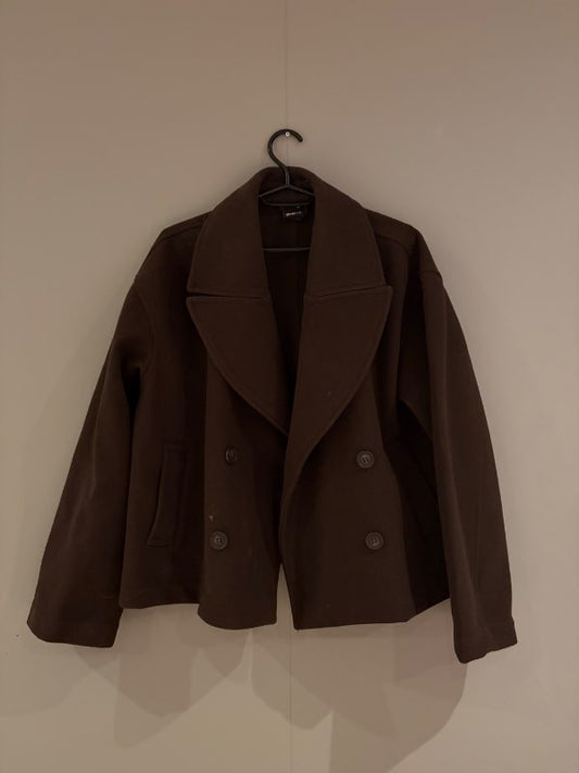 Gina Tricot brúnn frakki