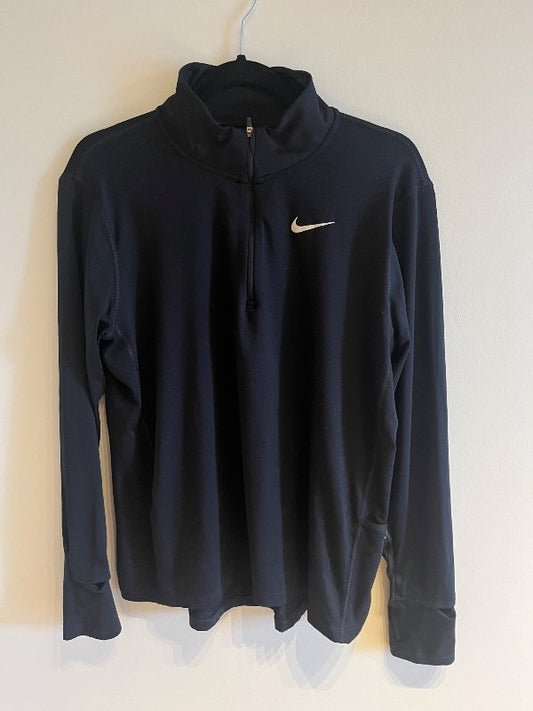 Svört Nike running peysa