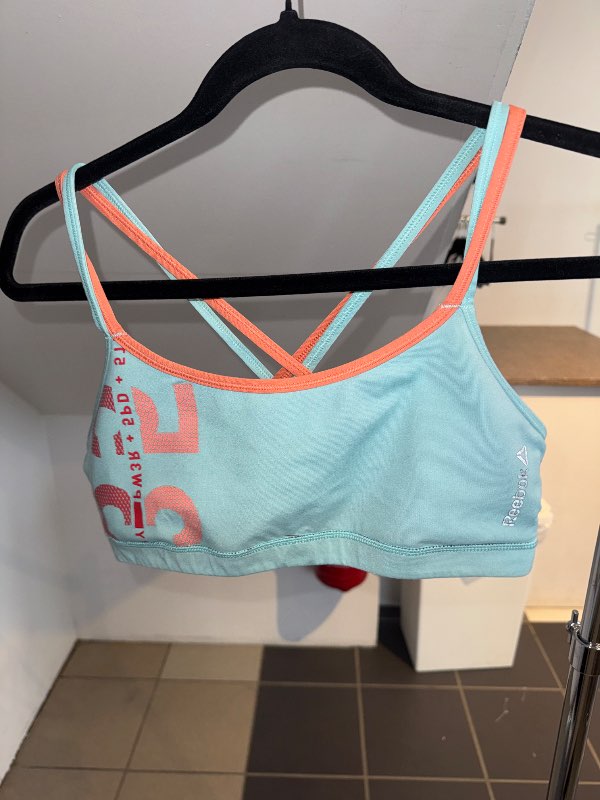 Reebok íþróttatoppur