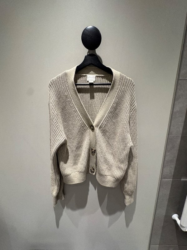 H&M