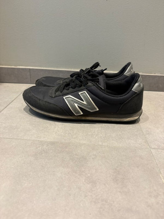 NB skór