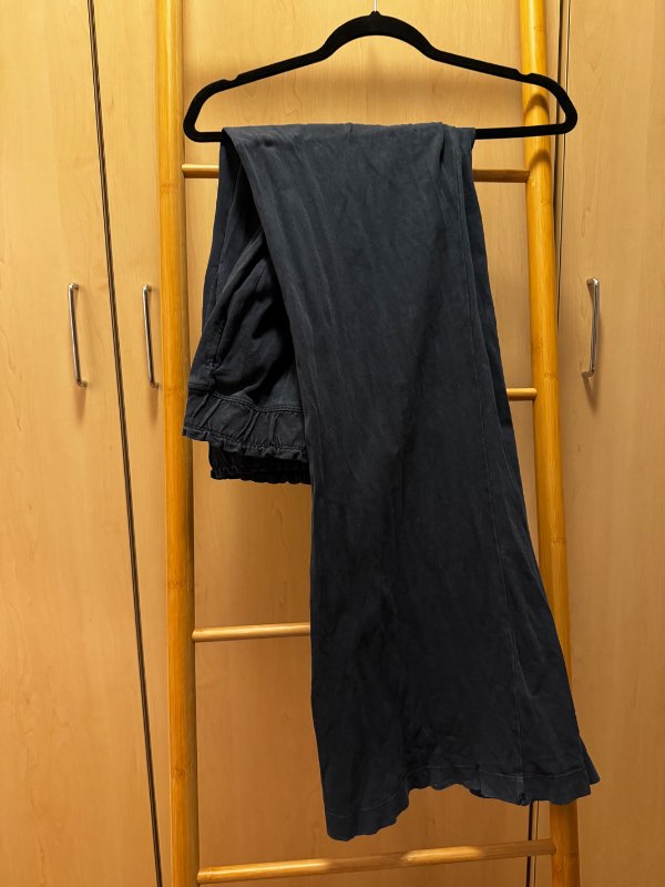 Zara buxur