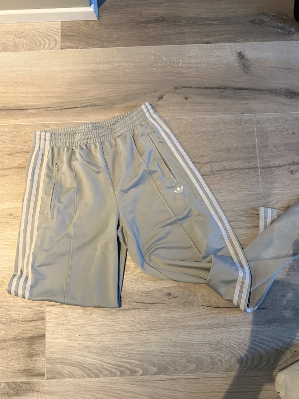 Adidas firebird buxur