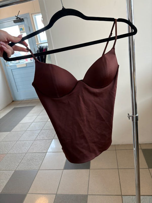 Zara toppur