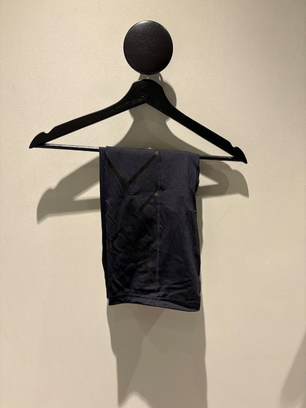 2XU hlaupastuttbuxur