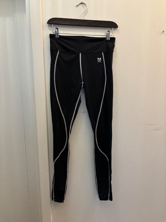 M Fitness leggings