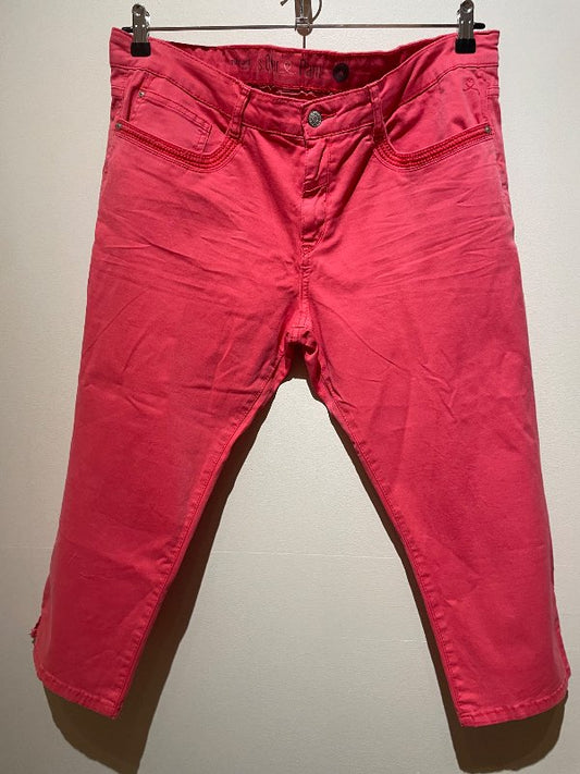 pink quarter jeans