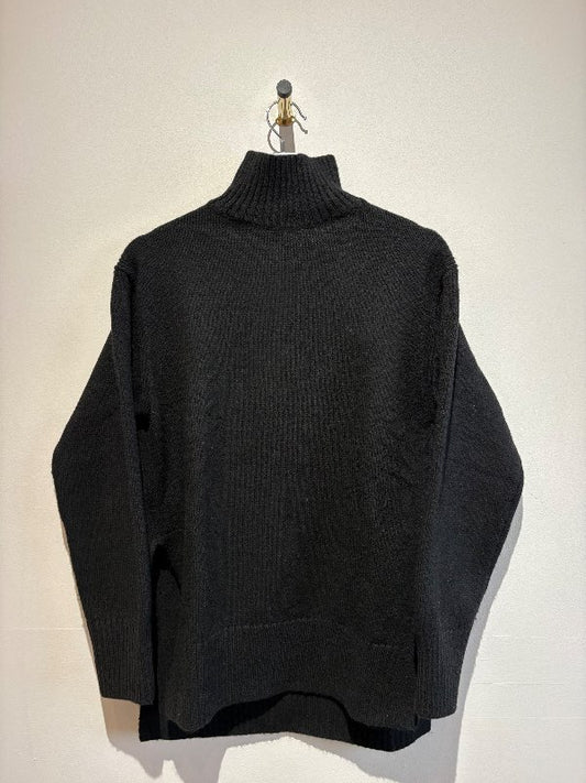 Svört prjónapeysa H&M