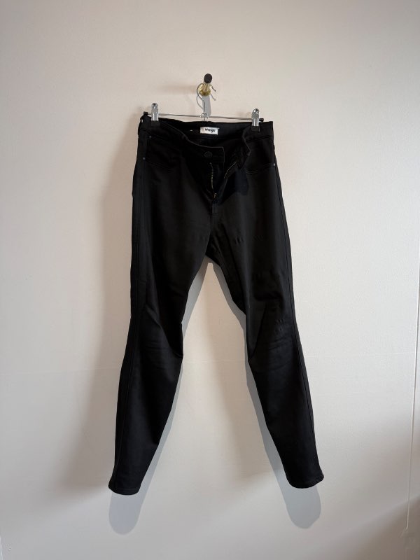 Wrangler svartar gallabuxur