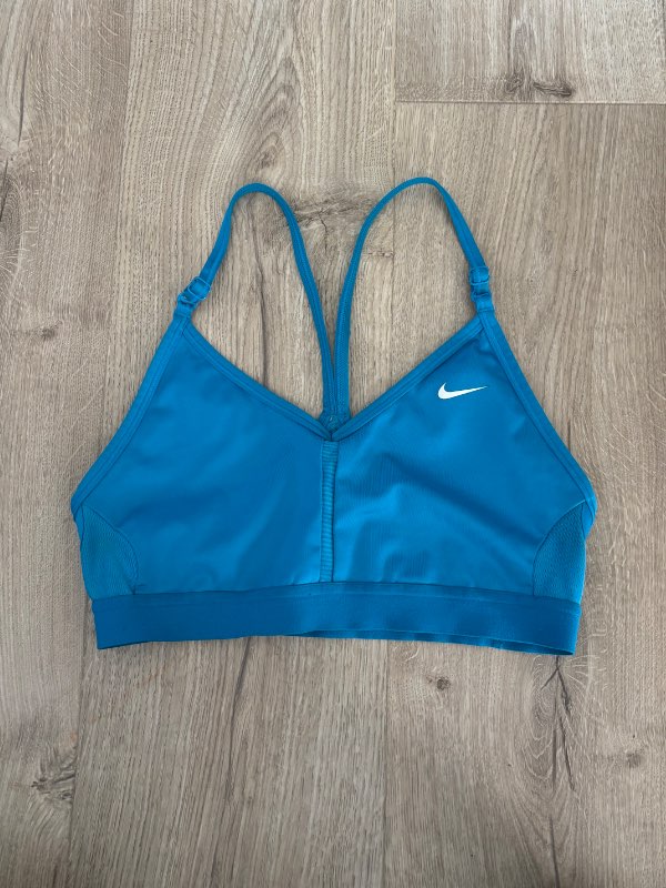 Nike toppur blár
