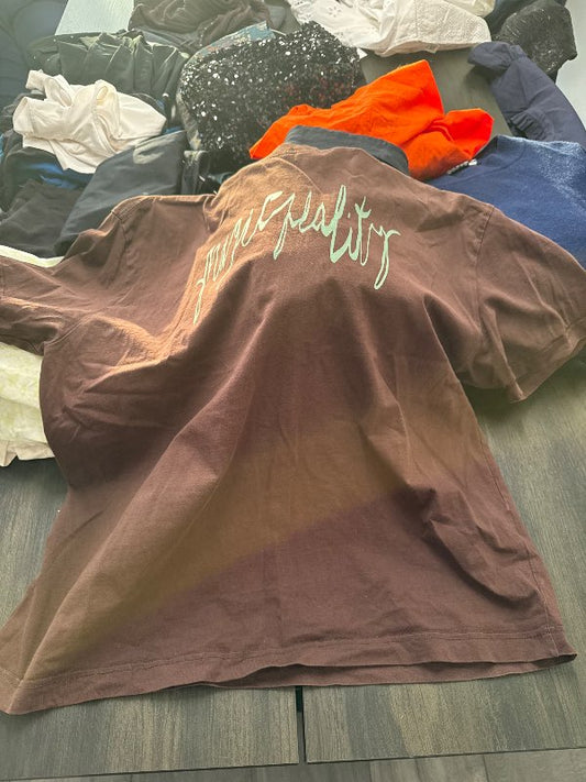 Brúnn weekday bolur