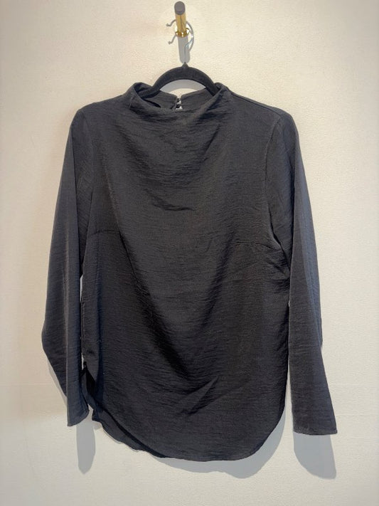 Svartur bolur/skyrta H&M