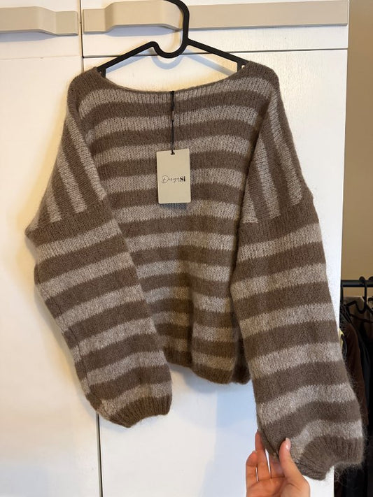 Wool peysa