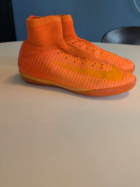 Fótboltaskór nike