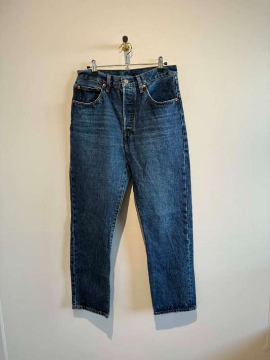 Levis dökkbláar straight gallabuxur