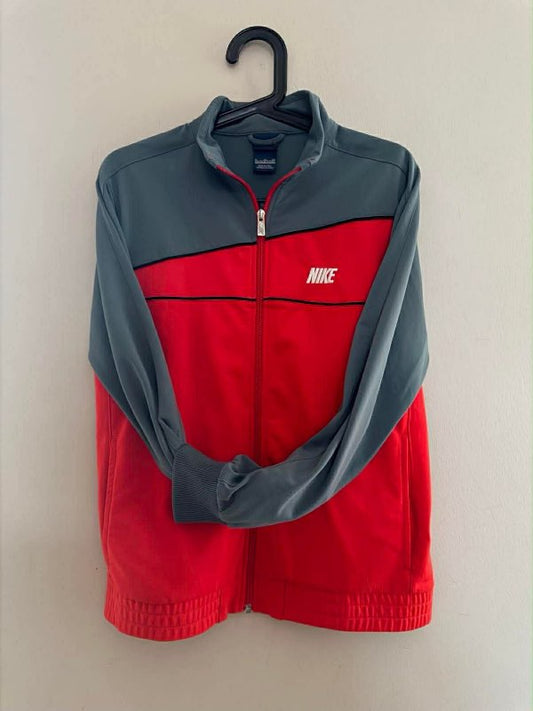 Nike rauð