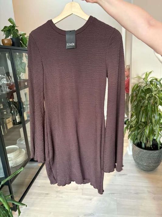 Júník Kjóll brúnn ónotaður