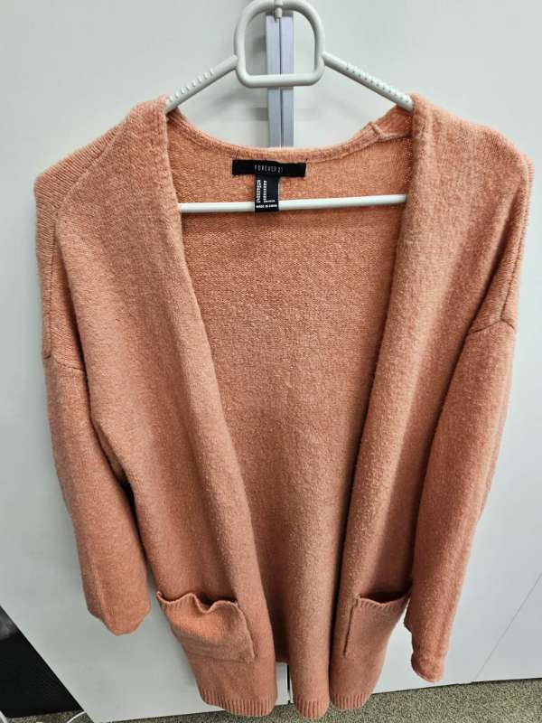 Forever 21 bleik golla