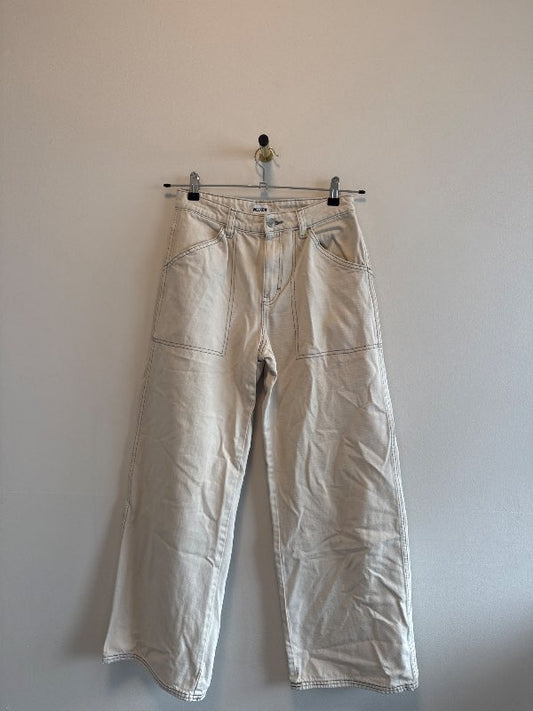 Hvítar Weekday gallabuxur