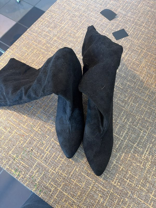 Hælaskór svartir