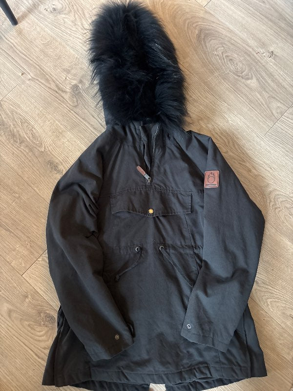 Cintamani anorakkur