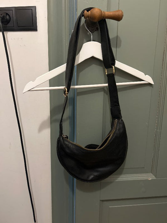 Cross body tösku
