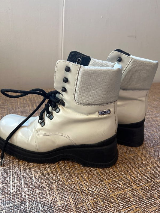 Esprit hvít boots